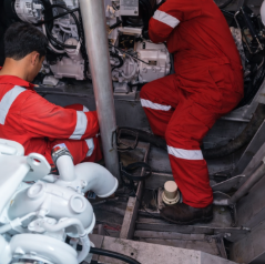 Enpro engineers commissioning an engine